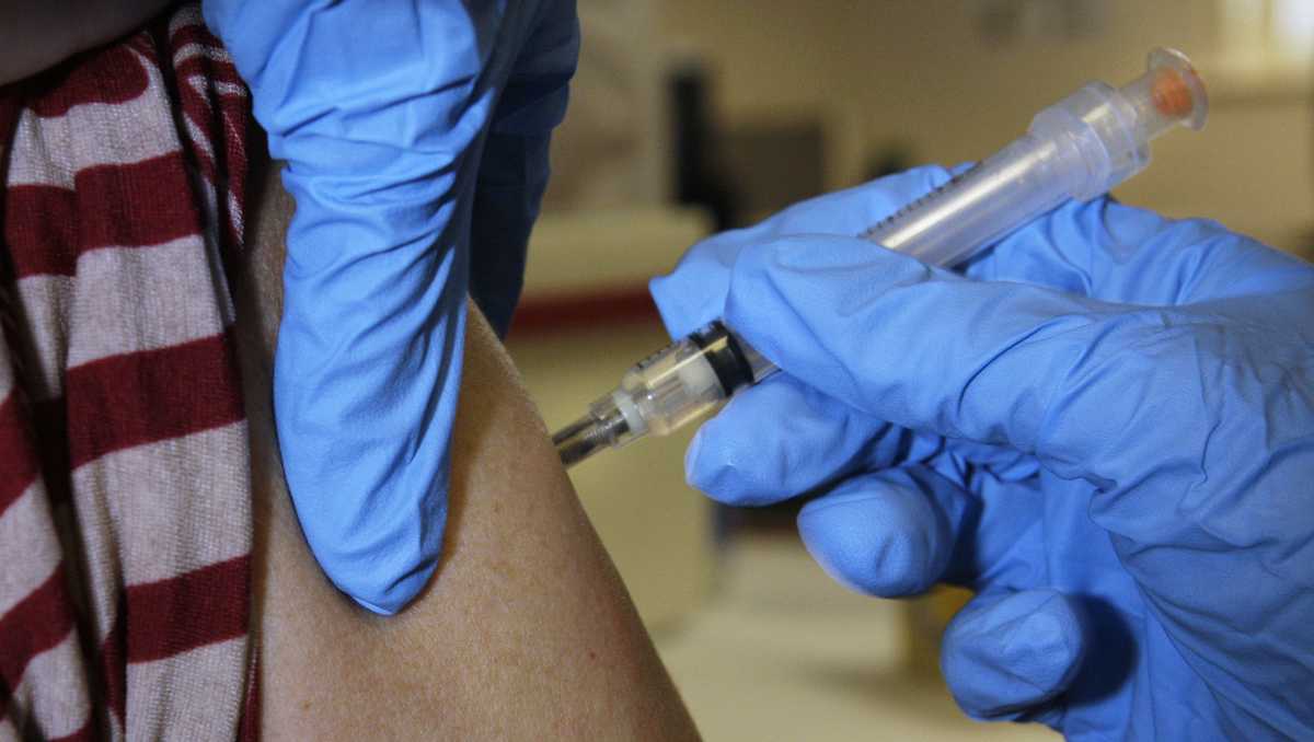 State ramps up flu vaccination efforts; adds COVID-19 testing sites - WCVB Boston
