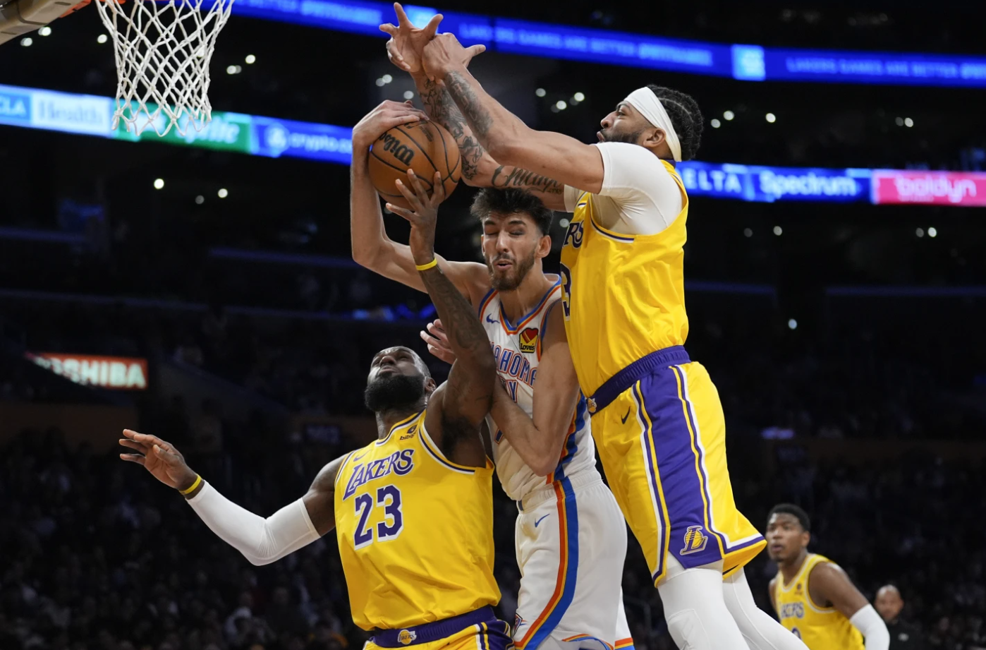 D’Angelo Russell Scores 26 Points, Leads Surging Lakers Past Thunder