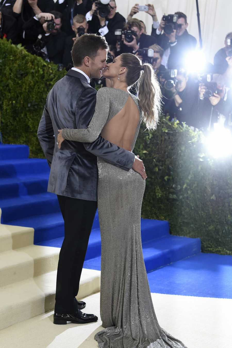 The Met Gala 2017 - Arrivals Featuring: Tom Brady, Giselle Bundchen Where:  New York, United States When: 01 May 2017 Credit: WENN.com Stock Photo -  Alamy