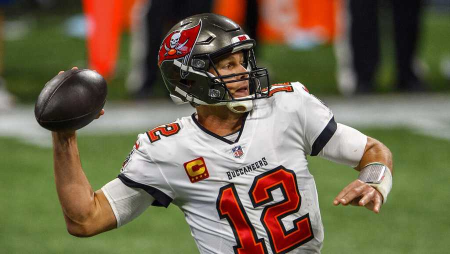 Tom Brady reveals knee injury nagged him throughout 2020 NFL season