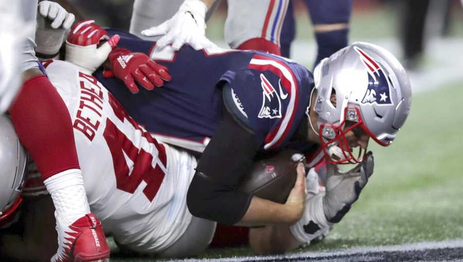 2019 Tom Brady Signed New England Patriots Helmet by Charles