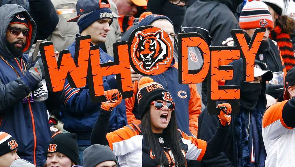 Cincinnati students show their 'Who Dey' spirit during rally for Bengals 