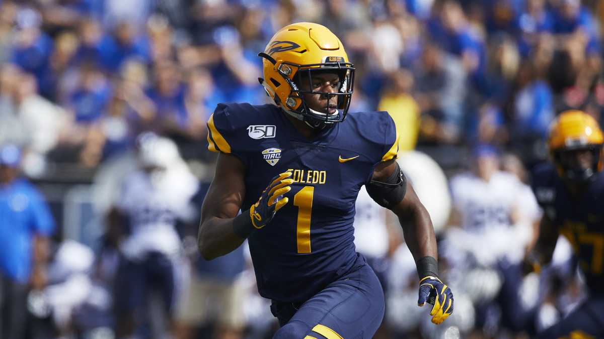 Cincinnati Bengals safety Tycen Anderson (26) runs for the play during a  preseason NFL football game against the Los Angeles Rams, Saturday, Aug.  27, 2022, in Cincinnati. (AP Photo/Emilee Chinn Stock Photo - Alamy