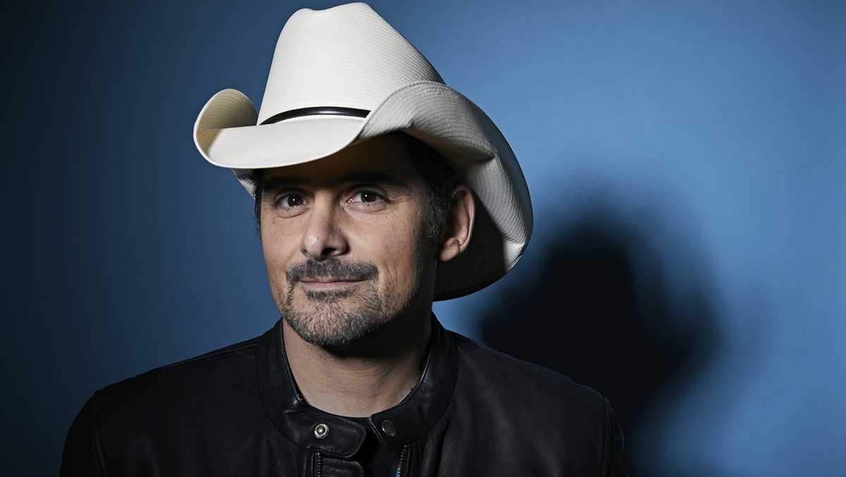 Brad Paisley bringing tour to Cincinnati