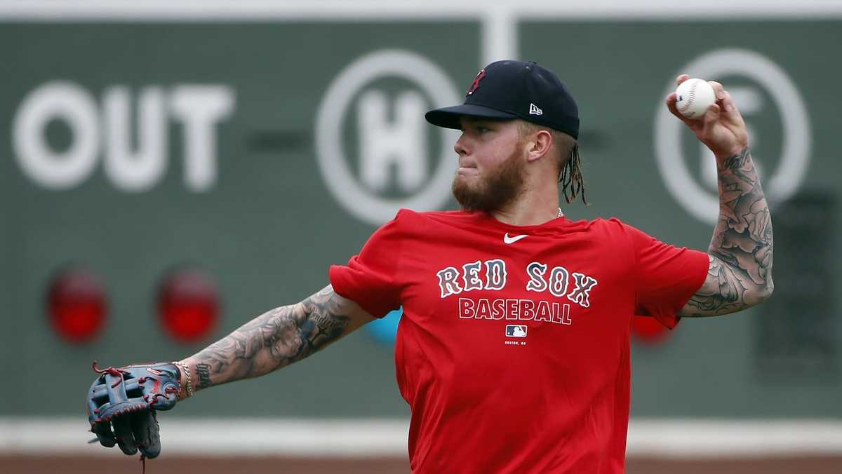 Red Sox outfielder Alex Verdugo shares desire to pitch, too