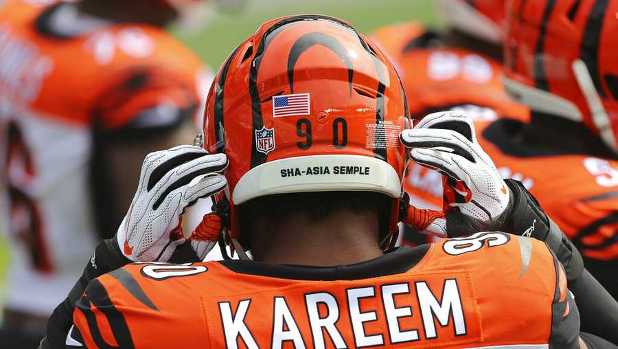 Cincinnati Bengals waive defensive end Khalid Kareem