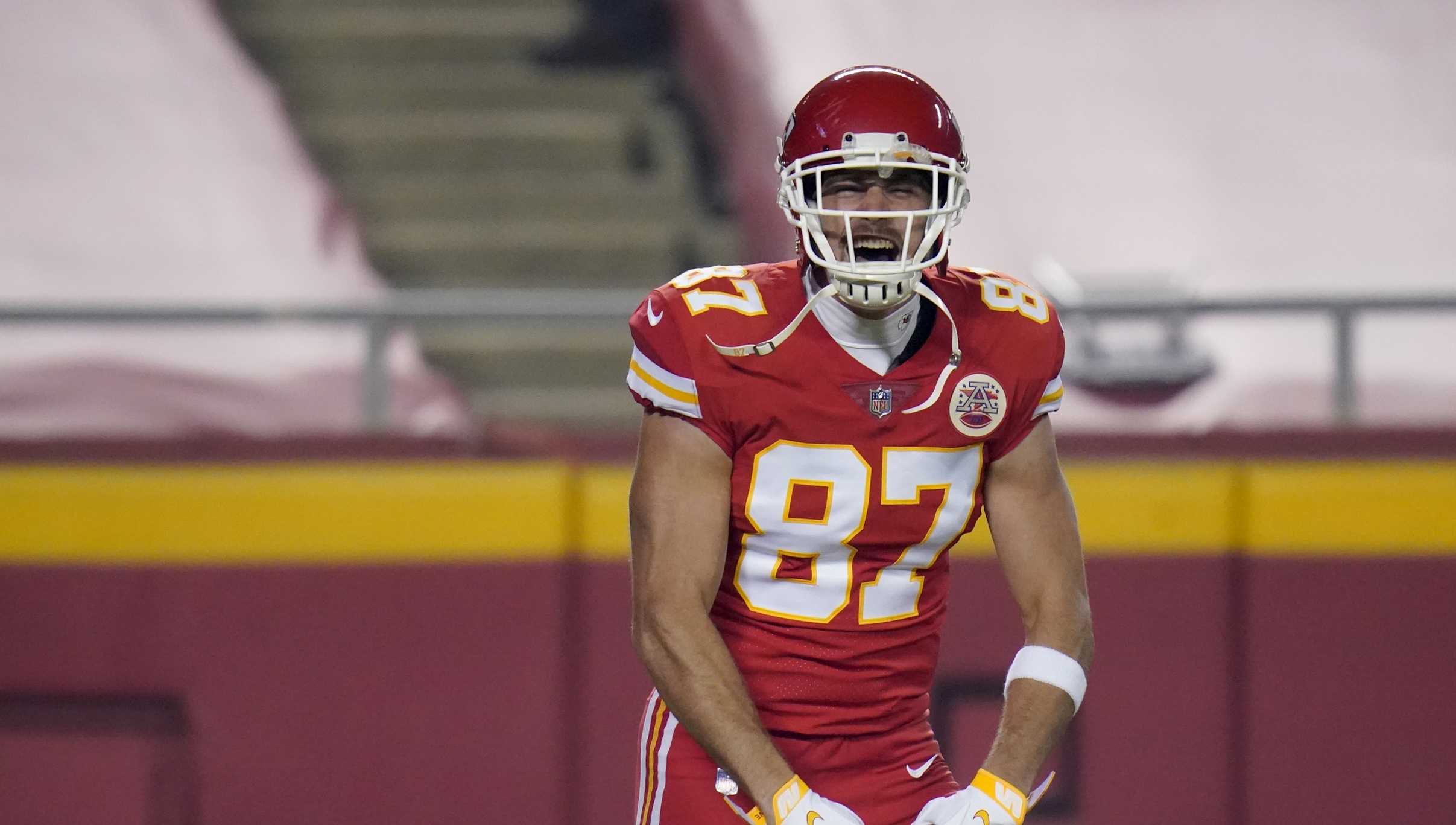 CHIEFS KINGDOM: Travis Kelce sets setting single-season record for receiving yards by tight end - Vimarsana News