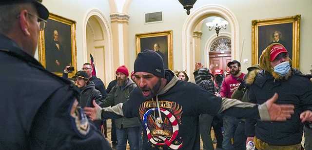 Iowa man seen inside U.S. Capitol during Wednesday violence - Vimarsana News
