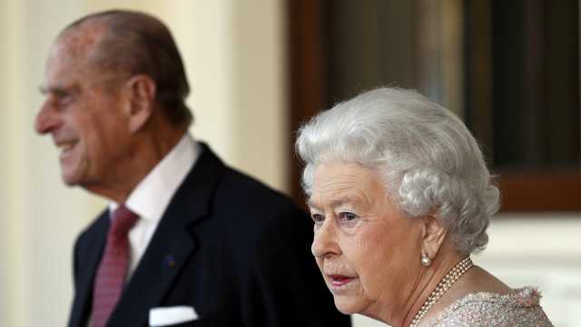 Queen Elizabeth II and Prince Charles receive COVID-19 vaccinations - Vimarsana News