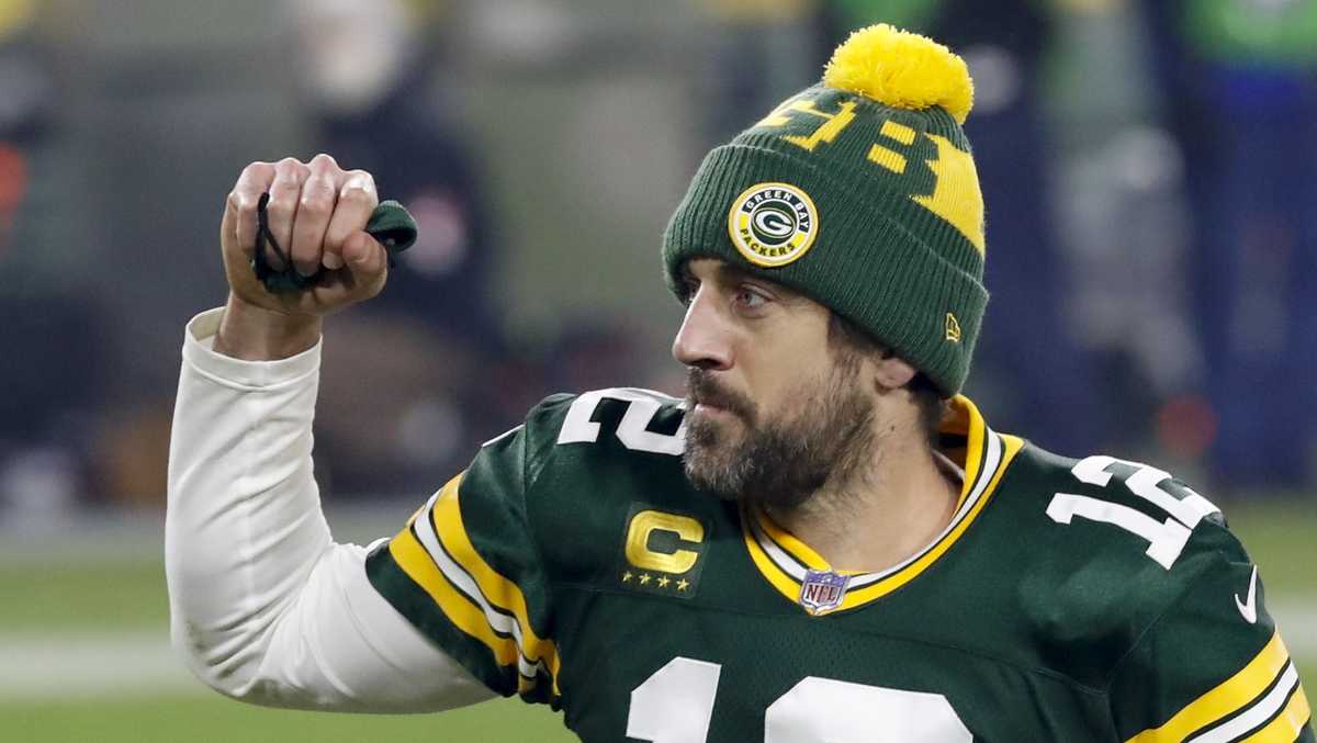 Packers QB Aaron Rodgers wins fourth NFL MVP award