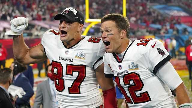 Tampa Bay Buccaneers Jerseys  Curbside Pickup Available at DICK'S