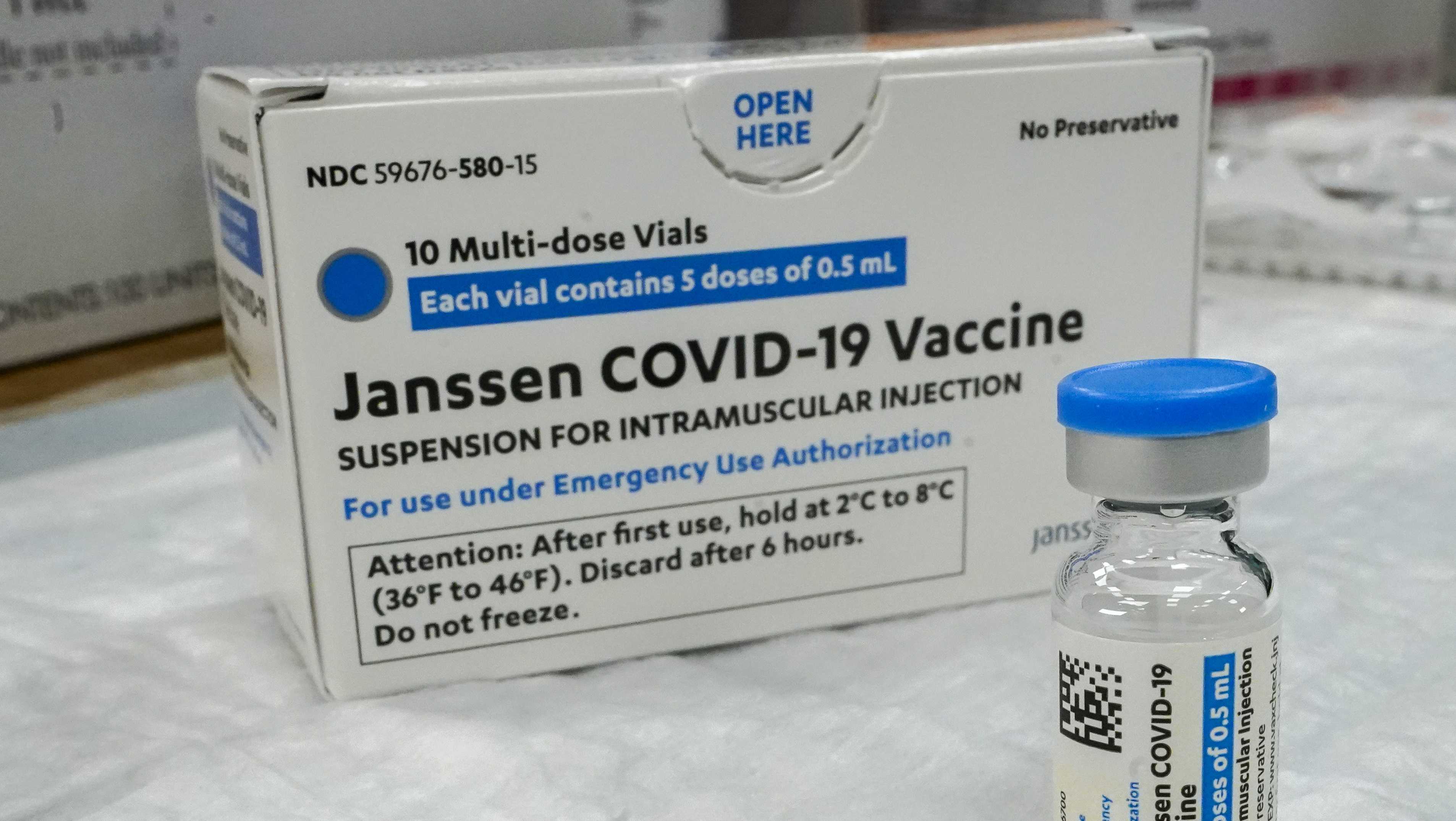 Cincinnati infectious disease doctor answers questions about pause in J&J vaccinations - Vimarsana News