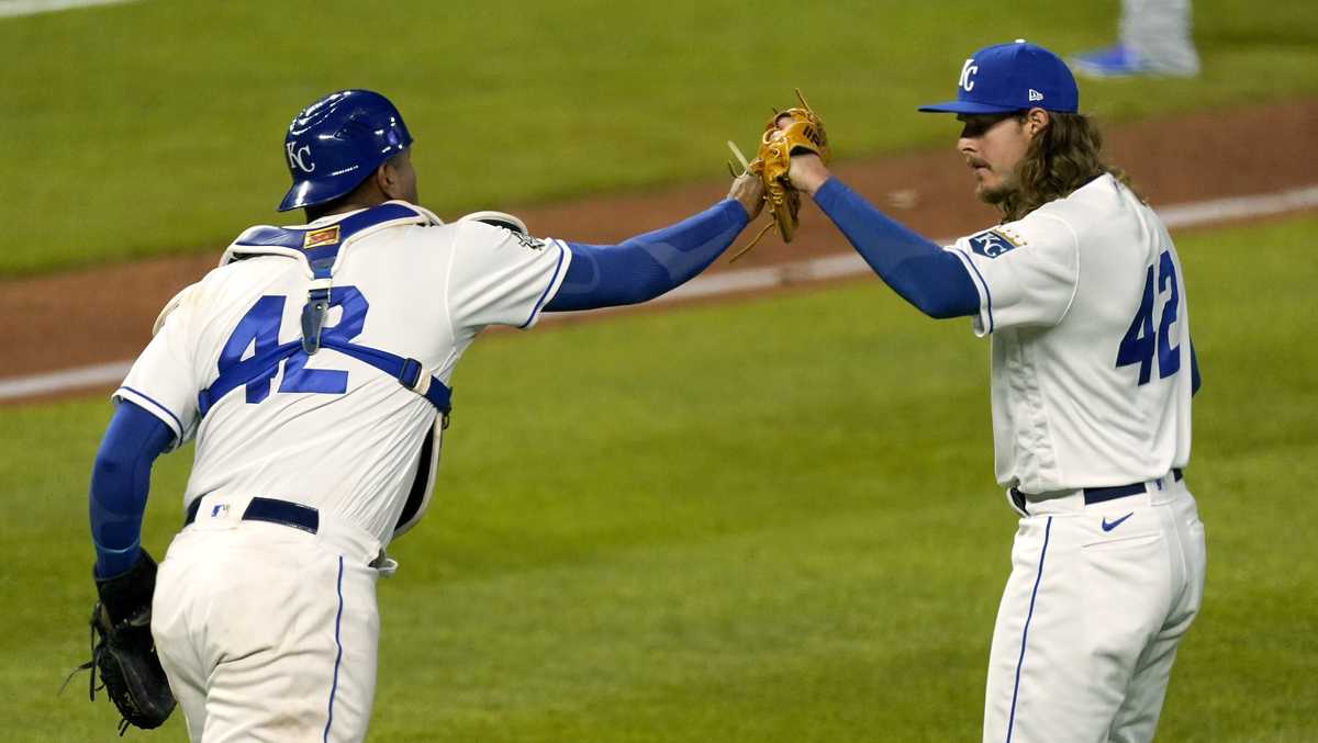 Biggio's homer sends Blue Jays to win over Royals in Bichette's