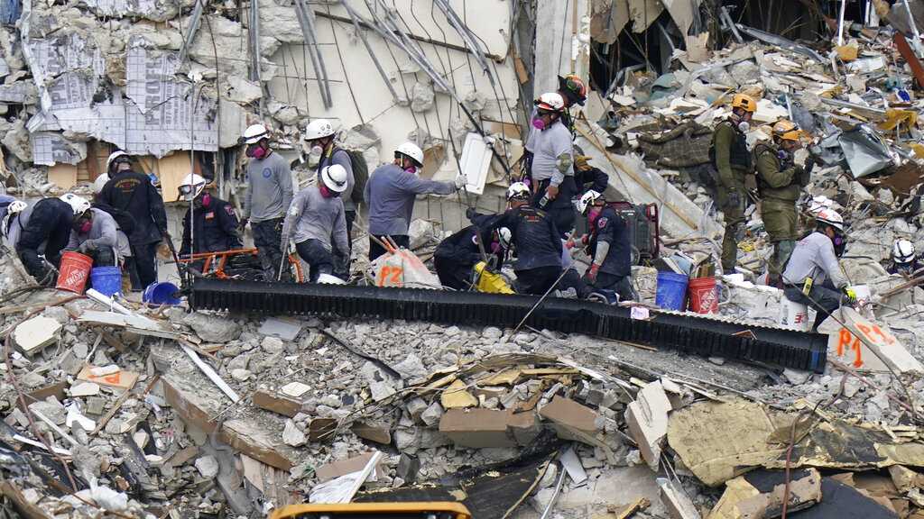 Gallery: Florida condo collapse