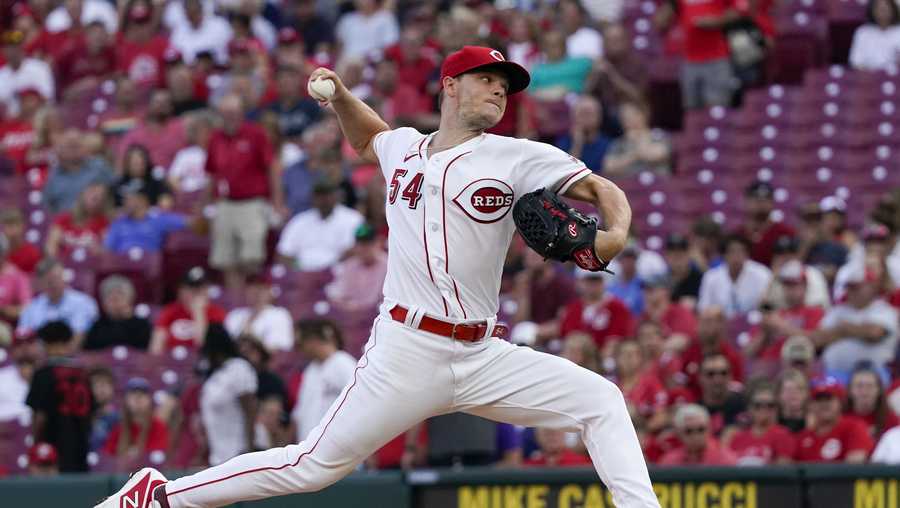 Cincinnati Reds starting pitcher Sonny Gray (54) throws in a baseball game against the Pittsburgh Pirates in Cincinnati on Thursday, Aug. 5, 2021. (AP Photo/Jeff Dean)