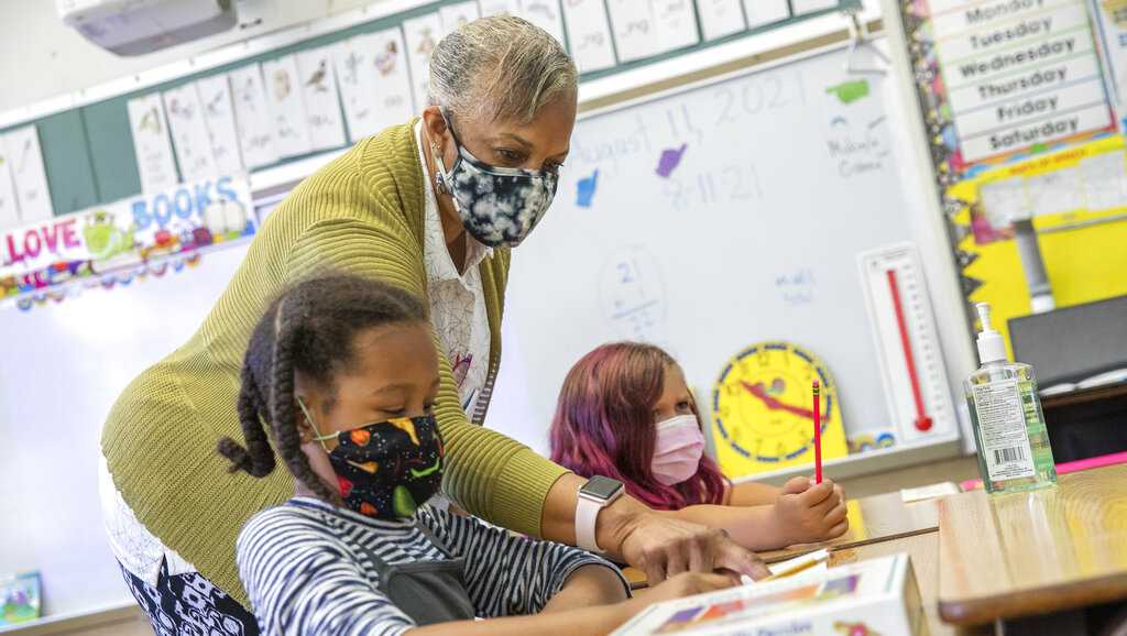 Gov. Beshear cancels school mask mandate after Kentucky Supreme Court