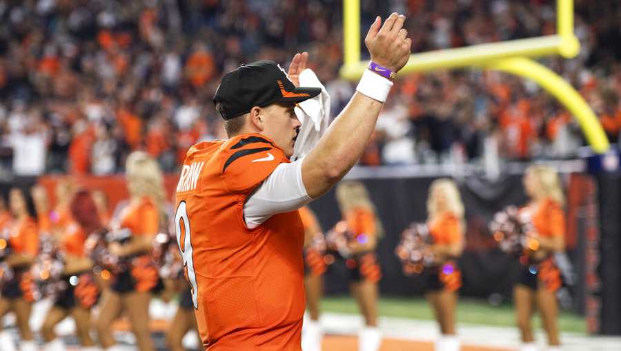 Bengals QB Burrow named AFC Offensive Player of the Week