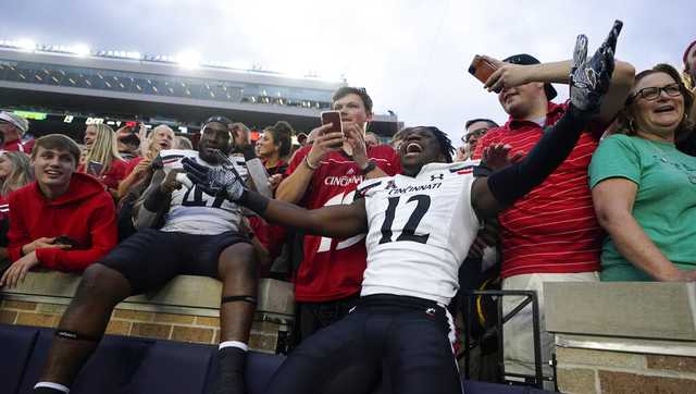 Cincinnati beats Notre Dame, notching program's biggest win - Vimarsana News