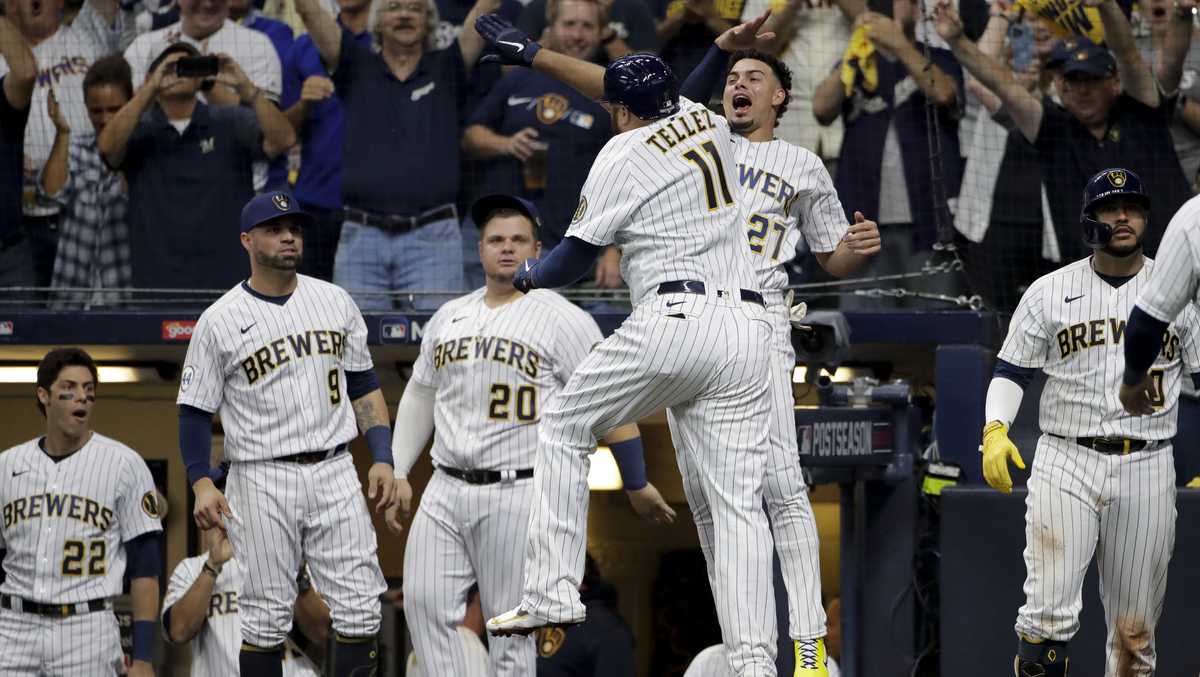 Rowdy Tellez hits go-ahead homer to power Brewers to 4-2 win over