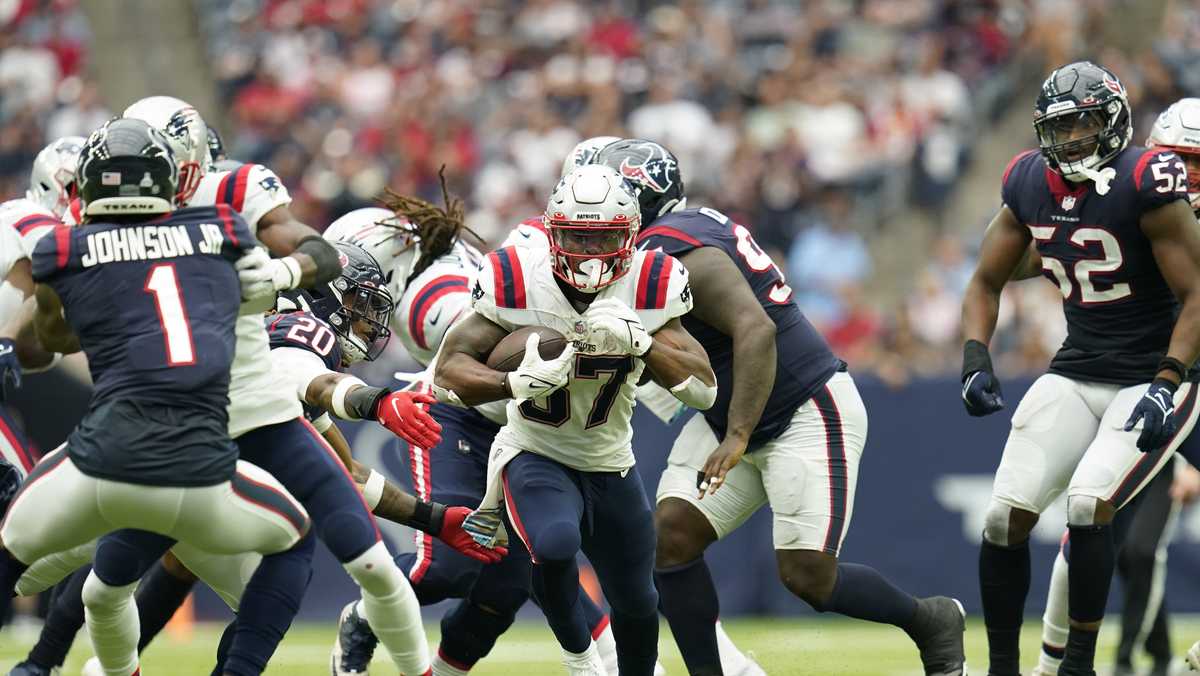 Patriots use late field goal to get 25-22 win over Texans