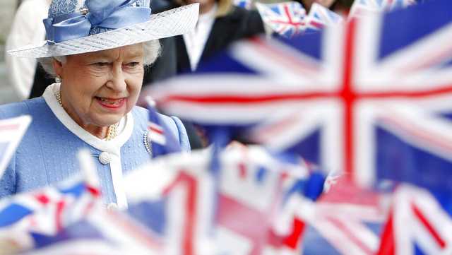 10 things to know about Queen Elizabeth II's life - Vimarsana News