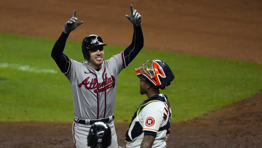 Atlanta Braves advance to the World Series for the first time in 22 years