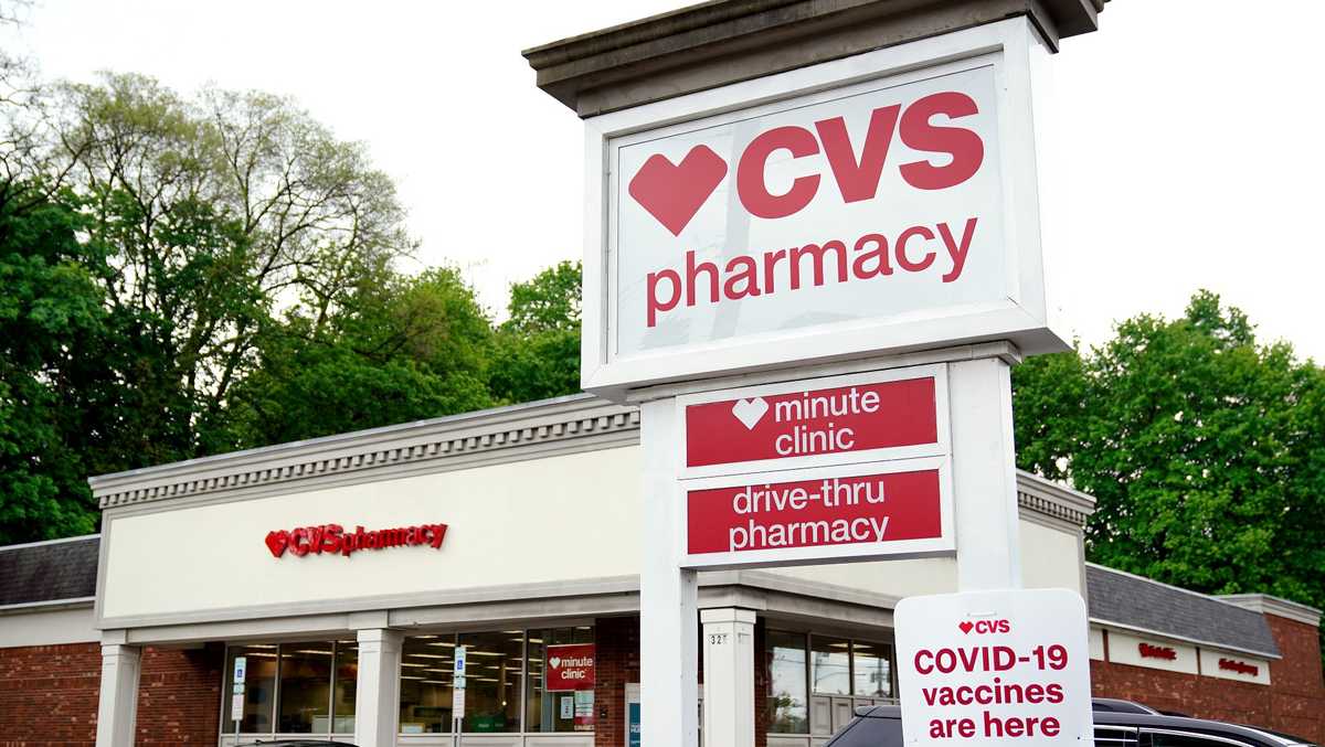 CVS to close hundreds of stores