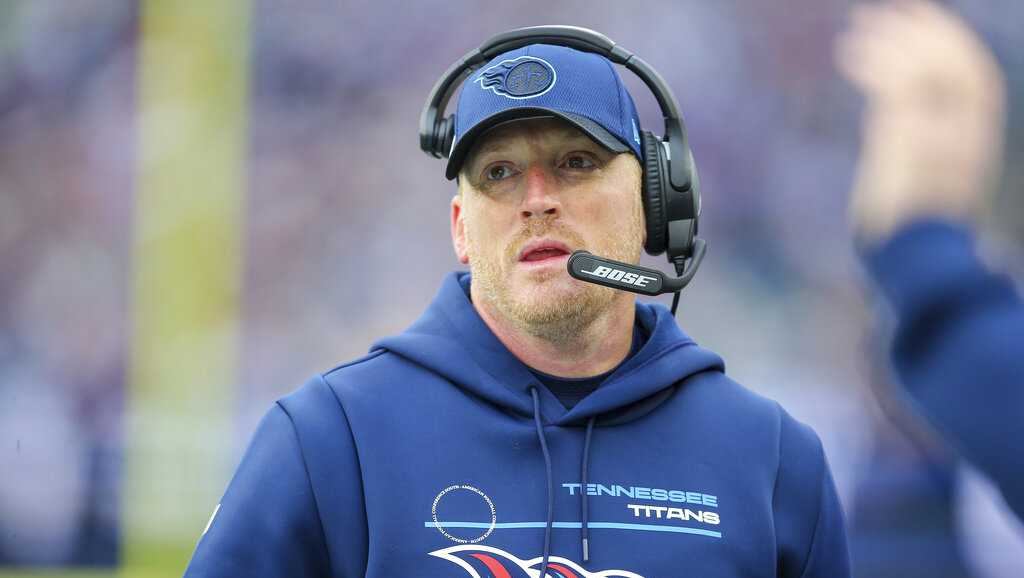 Titans offensive coordinator arrested for DUI after win over Packers