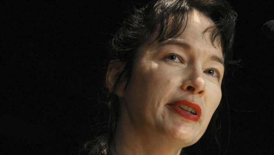 Author Alice Sebold speaks at the Sunday Book and Author Breakfast at BookExpo America in New York on June 3, 2007.