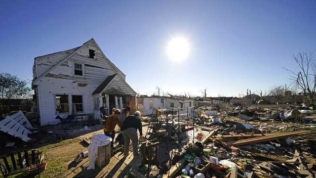 Tornadoes' toll: Family members mourn those they lost - Vimarsana News