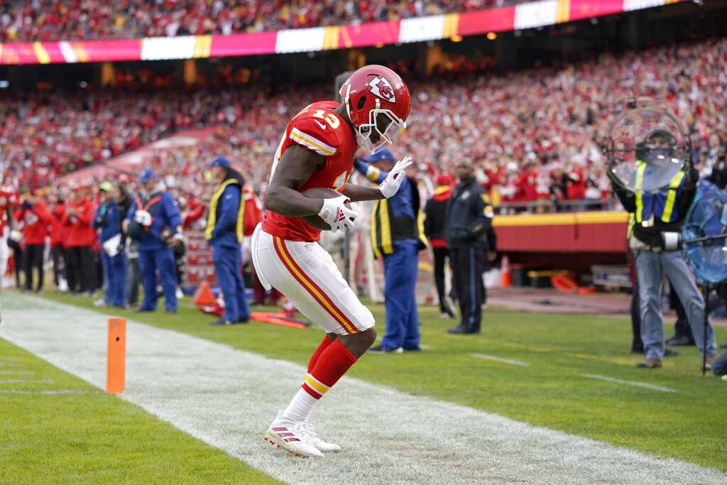 Kansas City Chiefs Are AFC West Champions, Beat Steelers