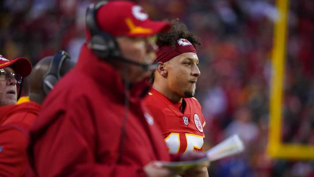 No. 1 seed Chiefs to see familiar route through postseason - The