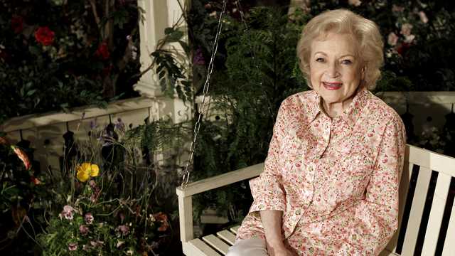 Celebrities, politicians react to Betty White's death - Vimarsana News