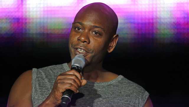 Dave Chappelle makes surprise appearance at Cincinnati Music Festival - Vimarsana News