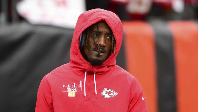 Chiefs' L'Jarius Sneed's vehicle hit by gunfire - Vimarsana News