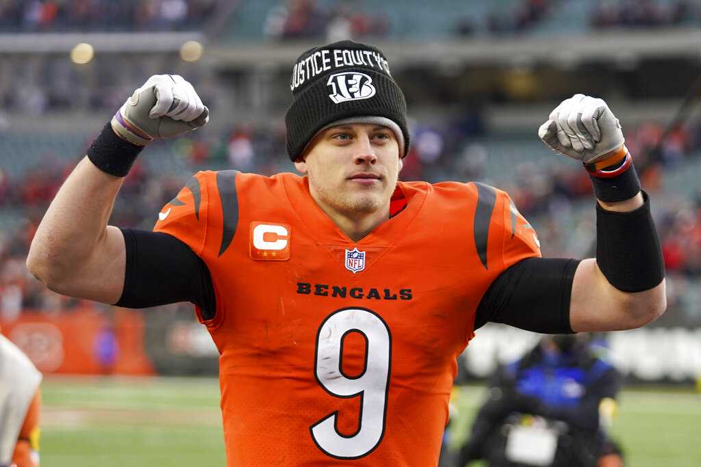 Bengals QB Joe Burrow Says 'Maybe' He'll Hit Taylor Swift Show in Cincy –  Billboard