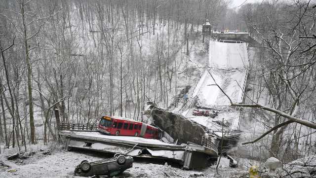 Bridge collapses in Pittsburgh - Vimarsana News