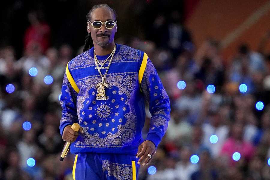 Snoop Dogg Snoop Dogg performs during halftime of the NFL Super Bowl 56 football game between the Cincinnati Bengals and the Los Angeles Rams Sunday, Feb. 13, 2022, in Inglewood, Calif. (AP Photo/Tony Gutierrez)