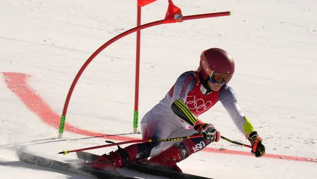 Shiffrin leaves Beijing empty-handed as US finishes 4th in mixed team Olympic event - Vimarsana News