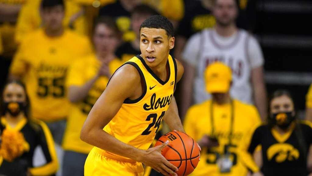 Iowa's Kris Murray declares for NBA Draft: Where is he projected to