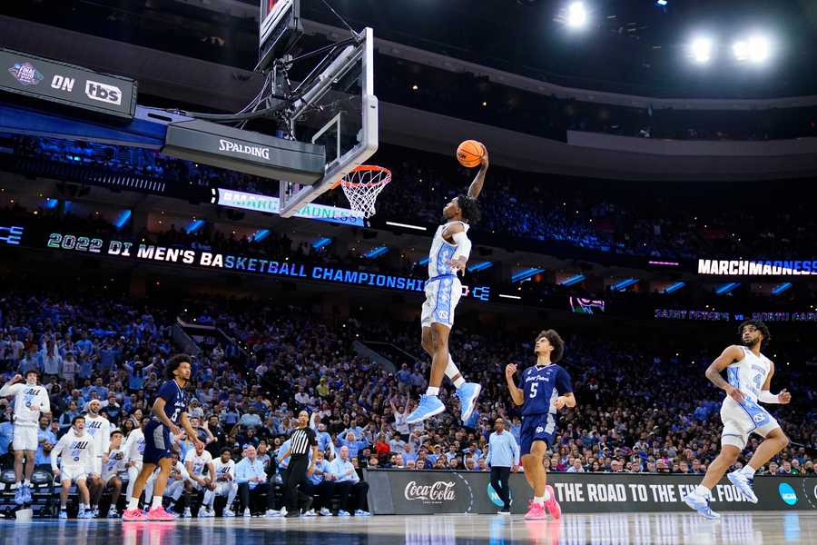 March Madness NCAA Men's Elite 8 wraps up