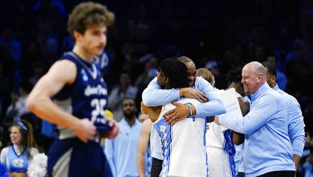 Carolina crushes Saint Peter's, will meet Duke in Final Four - Vimarsana News