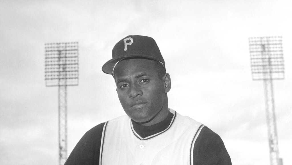 Roberto Clemente signed with Dodgers in 1954