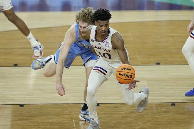 North Carolina Tar Heels, Kansas Jayhawks enter college basketball title  game with common roots 