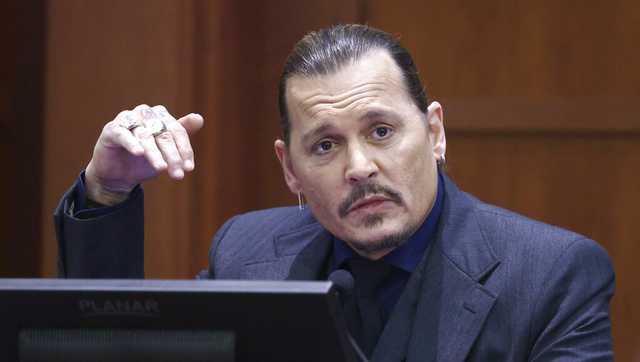 Attorneys for Amber Heard question Johnny Depp about drug and alcohol abuse, texts - Vimarsana News