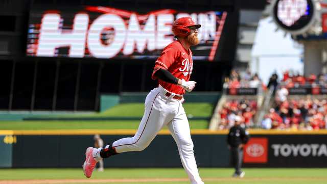 Moran hits grand slam, 2-run homer as Reds beat Pirates 7-3 - Vimarsana News