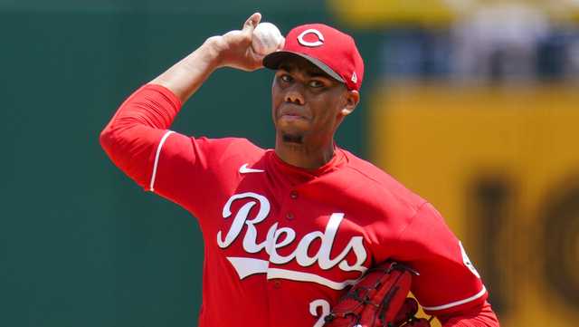 Pirates win despite 0 hits; Reds' Greene, Warren lose 1-0 - Vimarsana News