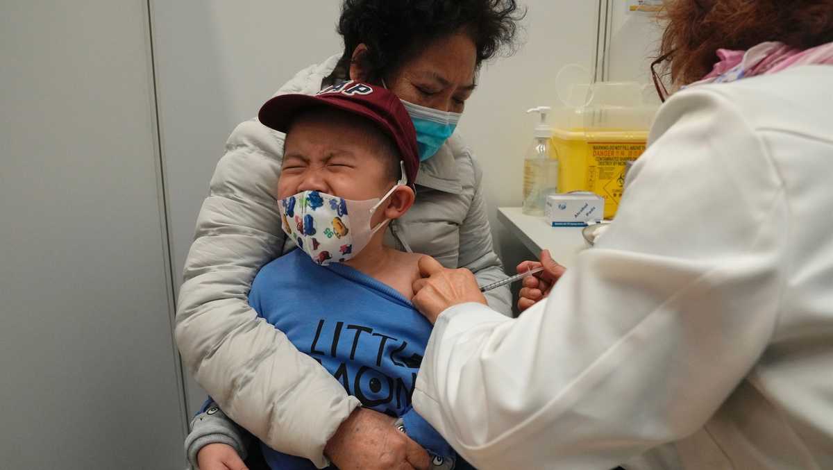 FDA advisory panel backs Moderna’s COVID-19 vaccine for children under 5