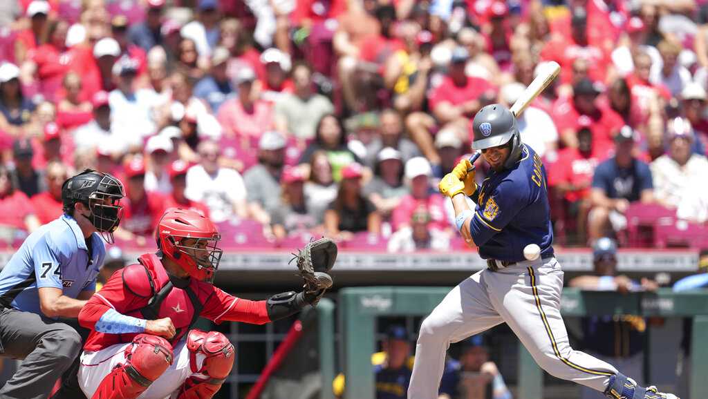 Hunter Renfroe homers as Brewers beat Reds 6-3