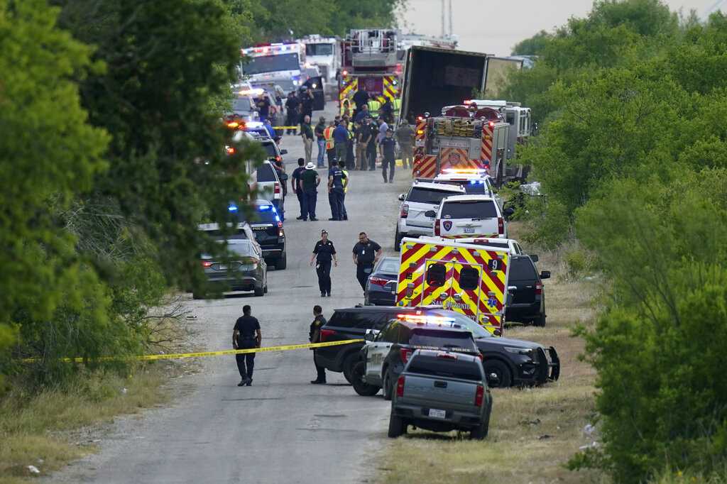 More than 50 dead after trailer of migrants abandoned in Texas heat